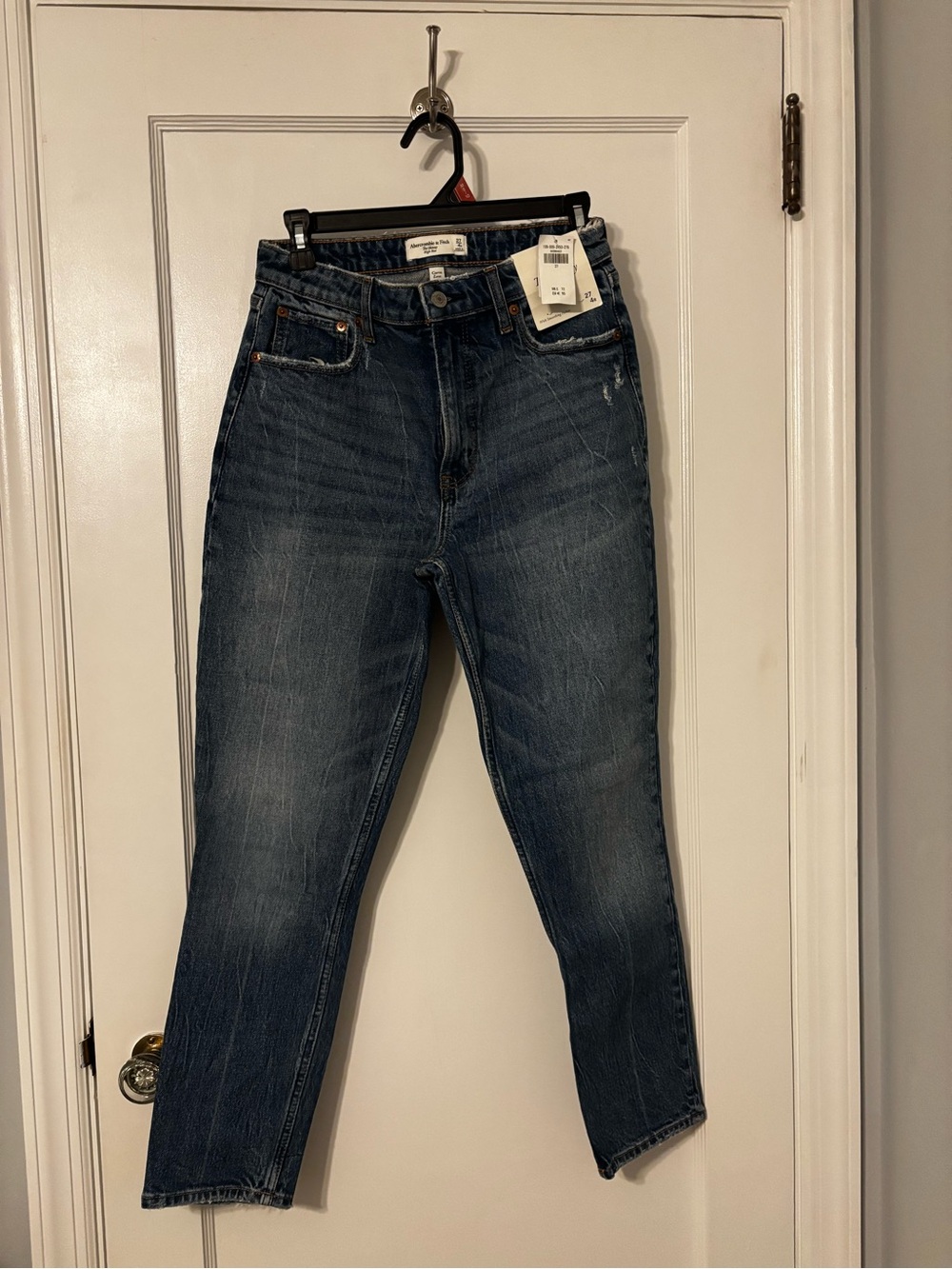 Abercrombie & Fitch Women’s Curve Love High-Rise Straight Jeans